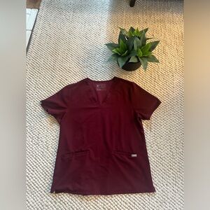 XL Figs 2 pocket scrub top.